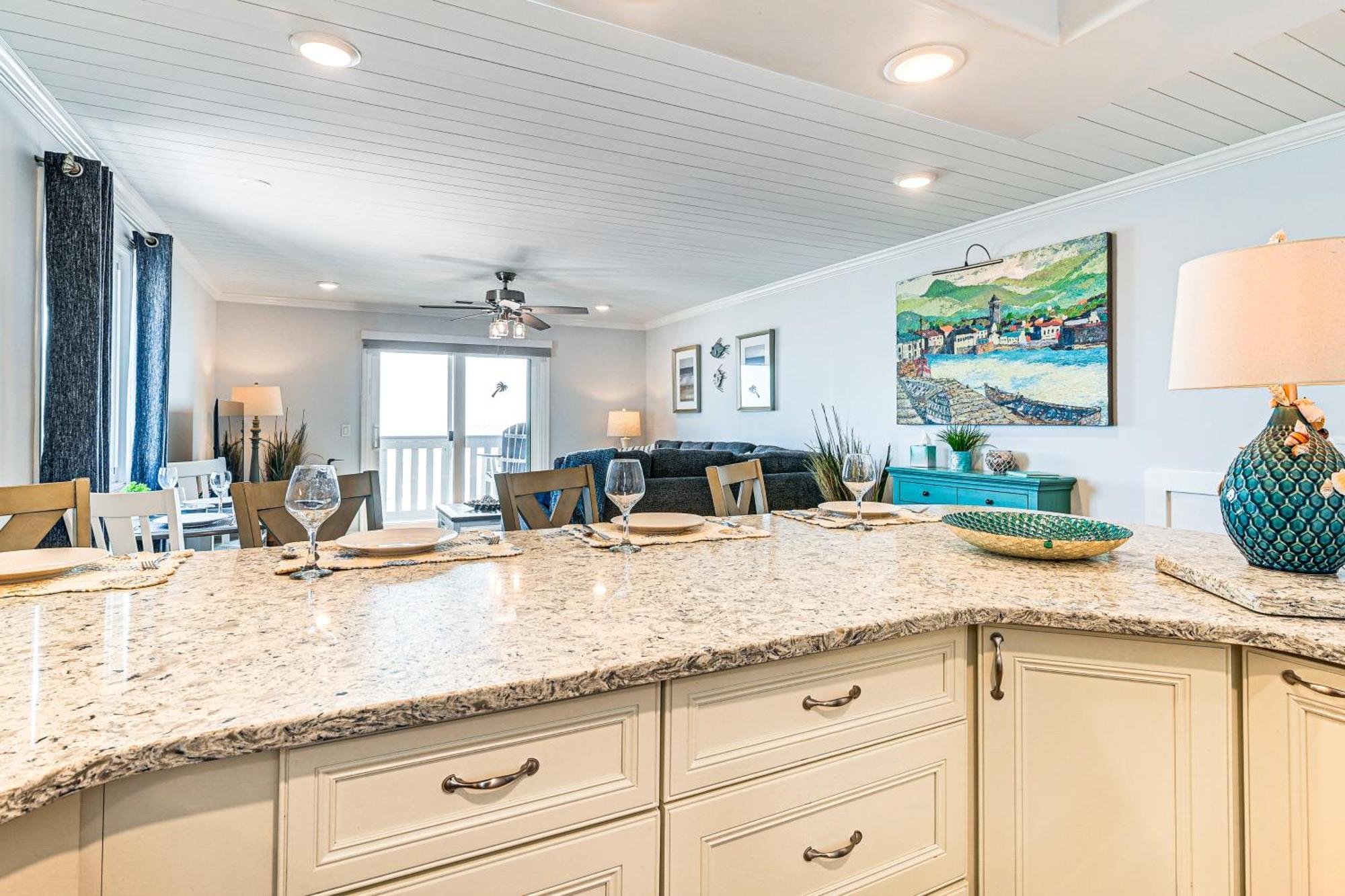 On-The-Beach Escape Oceanfront In Surfside! Myrtle Beach Exterior photo
